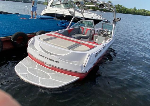 Nautique 210 | Spy