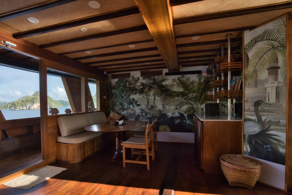 Custom Built 85 | Magia 2