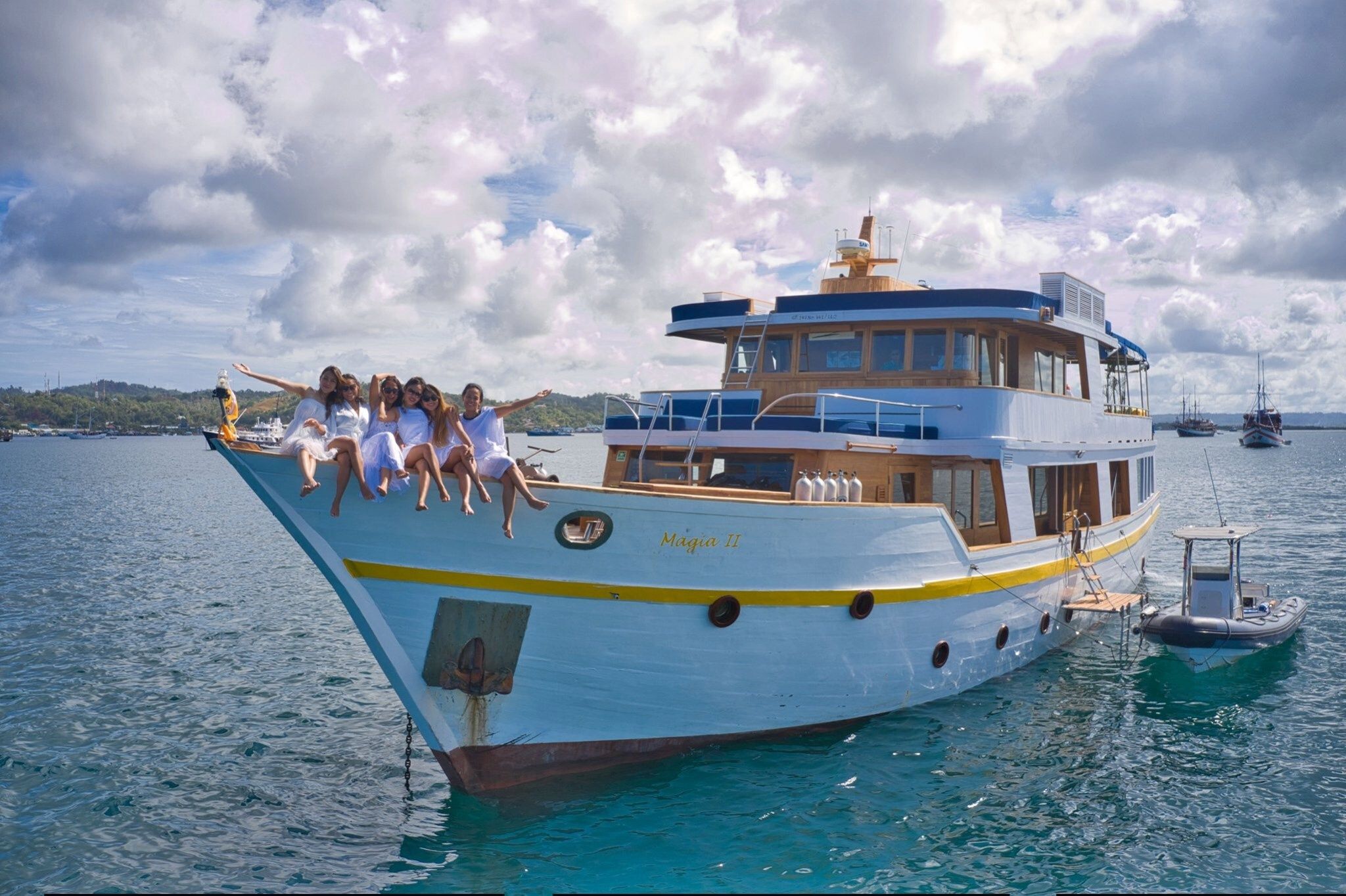 Custom Built 85 | Magia 2