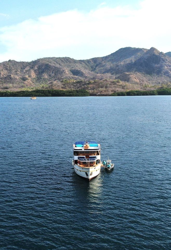 Custom Built 85 | Magia 2