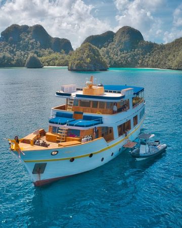 Custom Built 85 | Magia 2