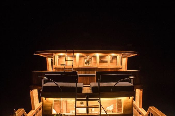 Custom Built 85 | Magia 2