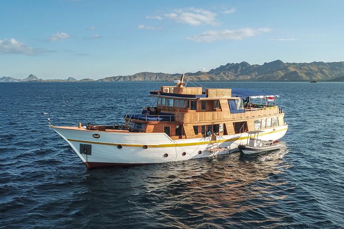 Custom Built 85 | Magia 2