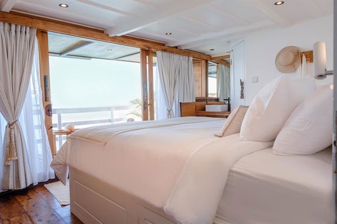 Custom Built Phinisi | Aliikai