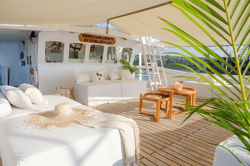 Custom Built Phinisi | Aliikai