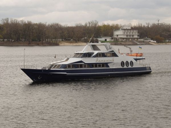 Custom Built 118 | Romantik