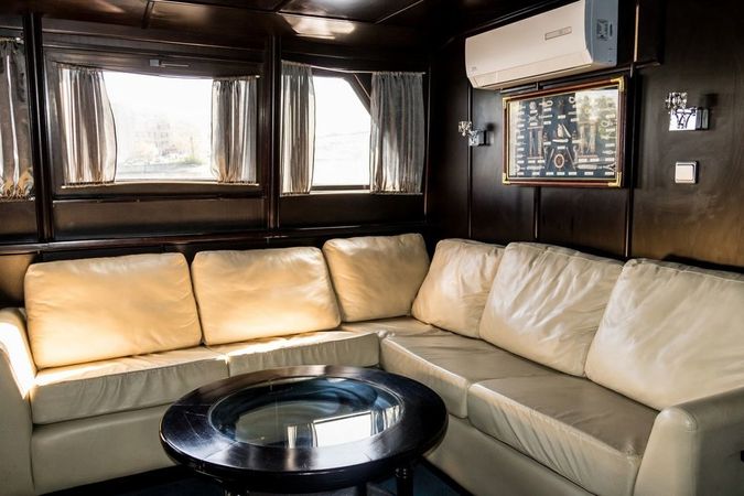 Custom Built 118 | Romantik