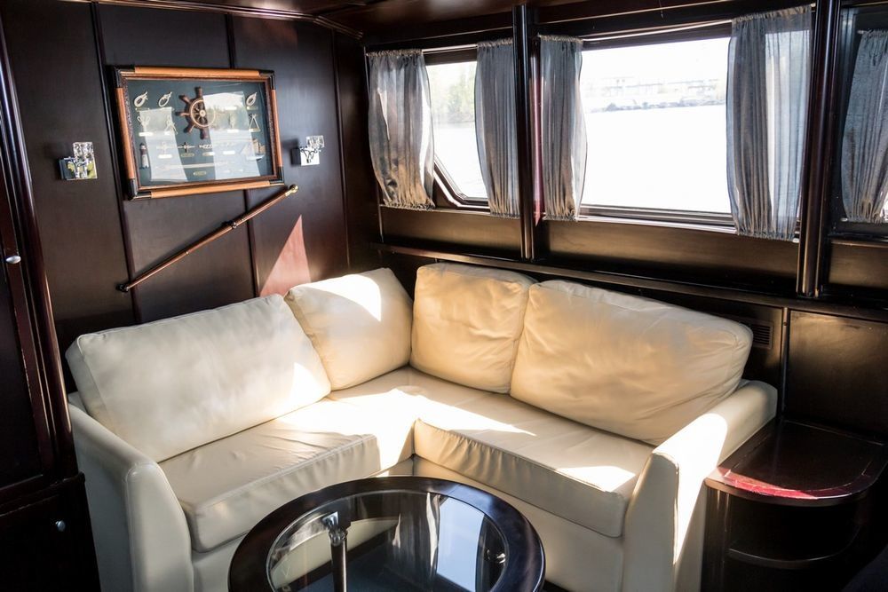 Custom Built 118 | Romantik