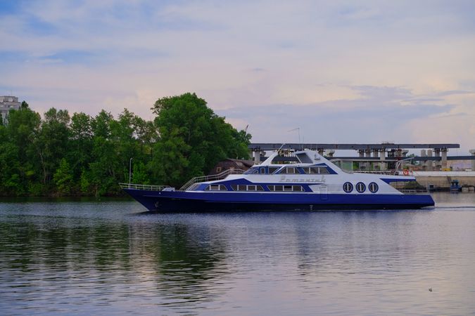 Custom Built 118 | Romantik