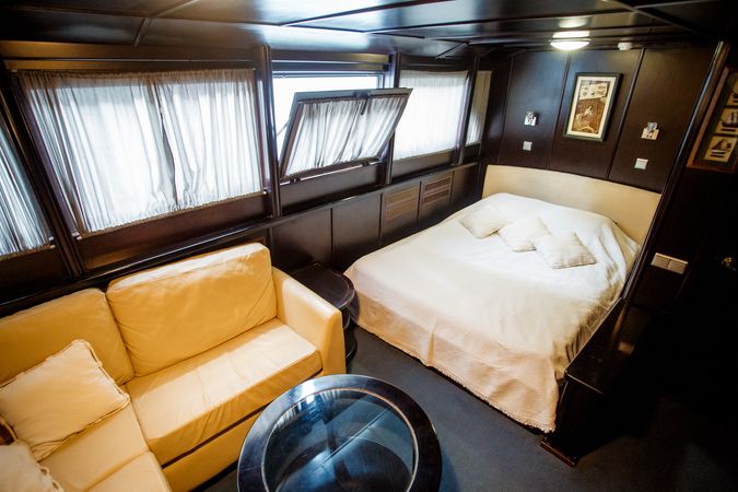 Custom Built 118 | Romantik