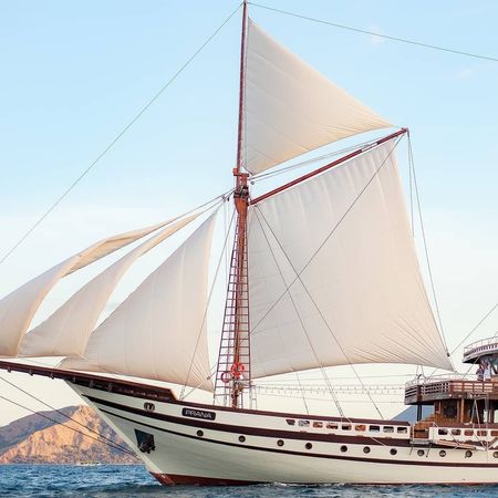 Custom Built Phinisi | Prana