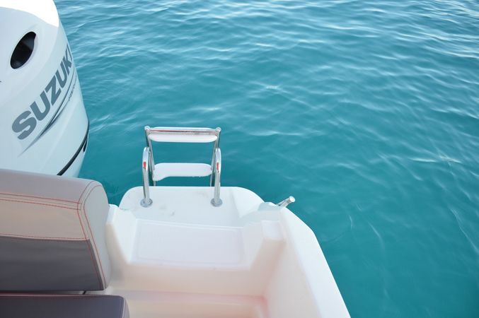 Marine Time 620 | Sundeck