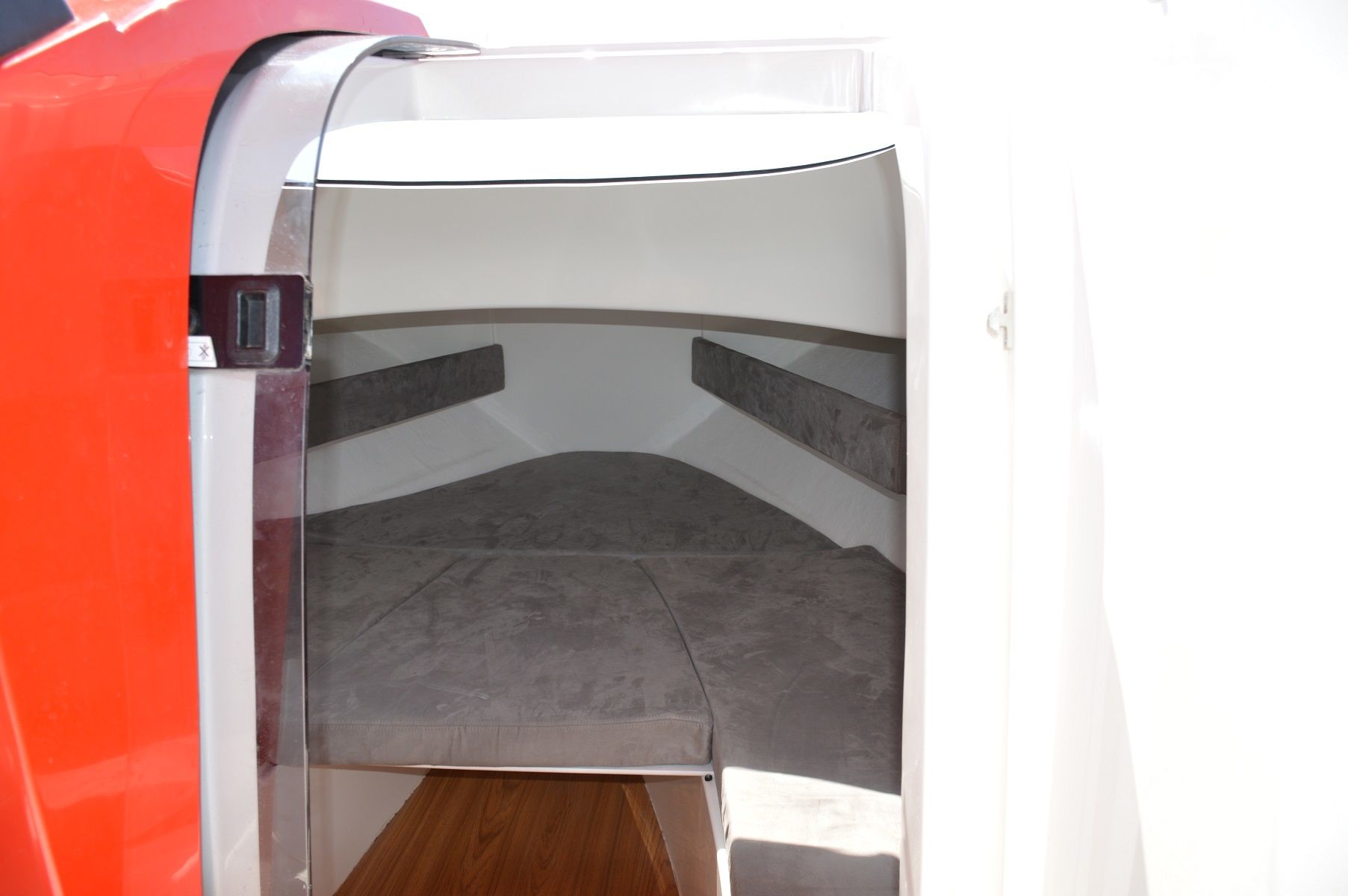 Marine Time 620 | Sundeck