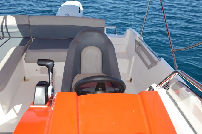 Marine Time 620 | Sundeck