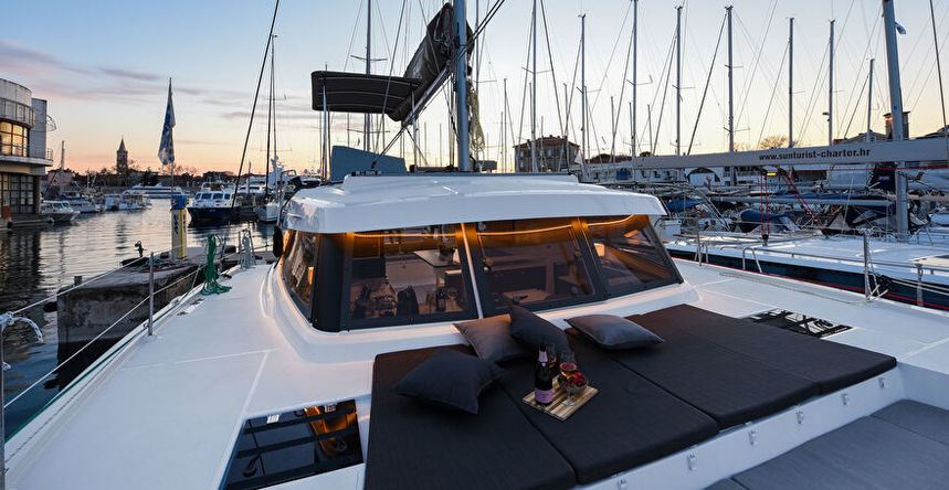 Bali Catspace | Fux 4 Sail