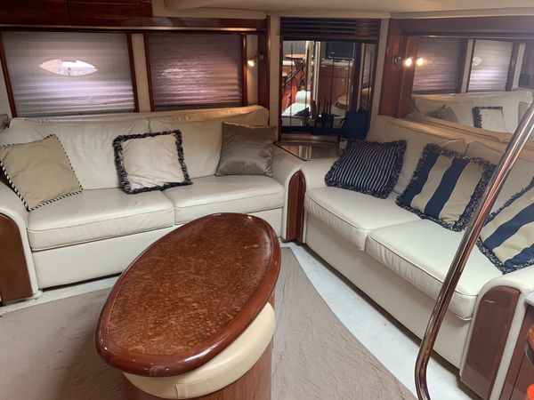 Sea Ray 500 Sundancer | Joyce