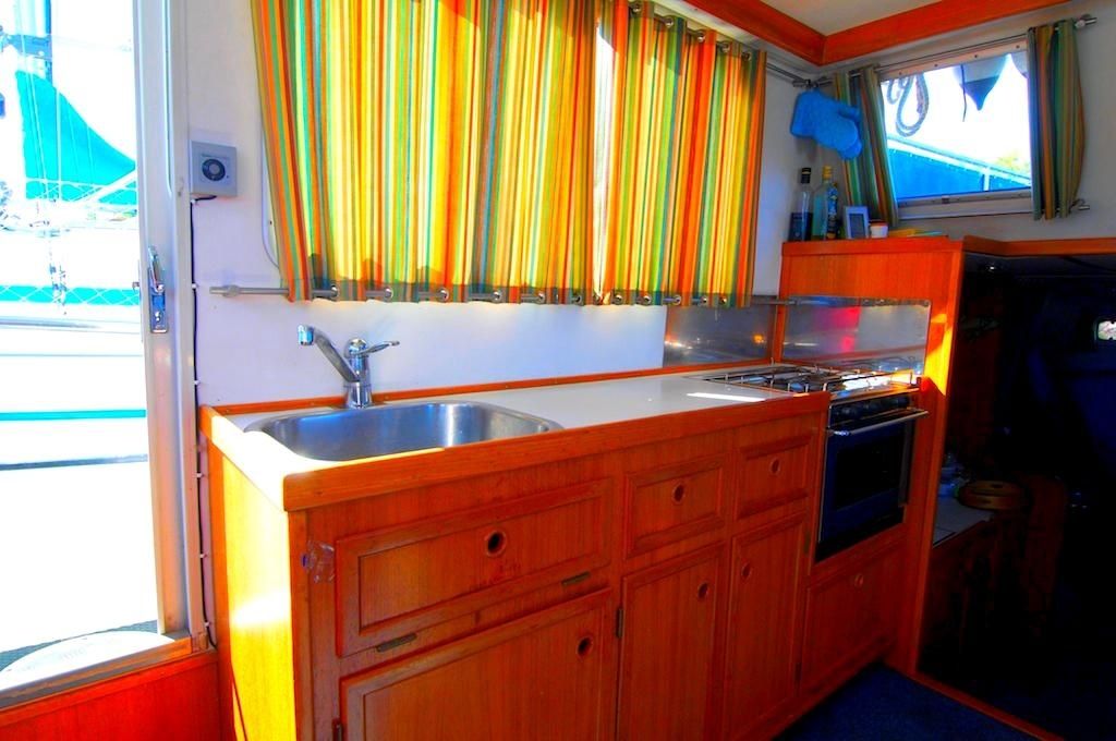 Husky Dane 1000 | Sofia