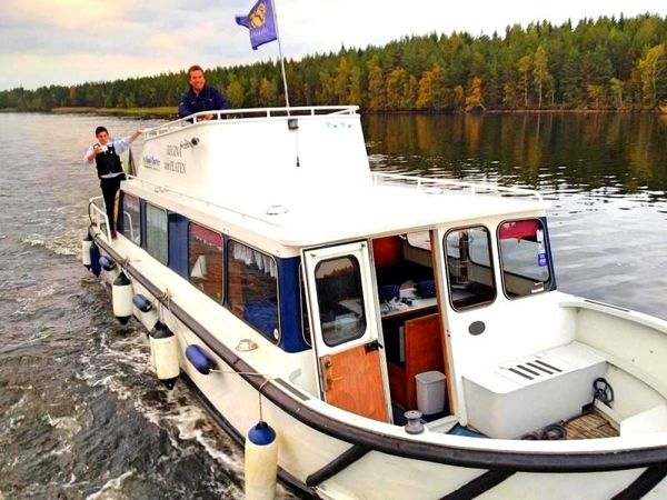 Custom Built Pelle Petterson | Regina von Platen