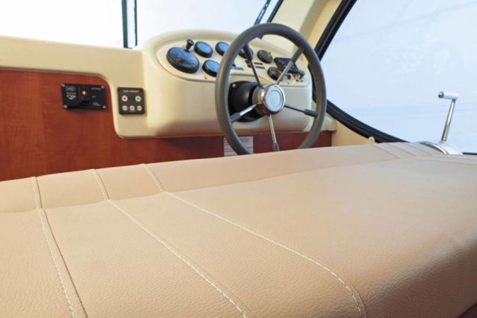 Nicols Estivale Sixto | Bíbic