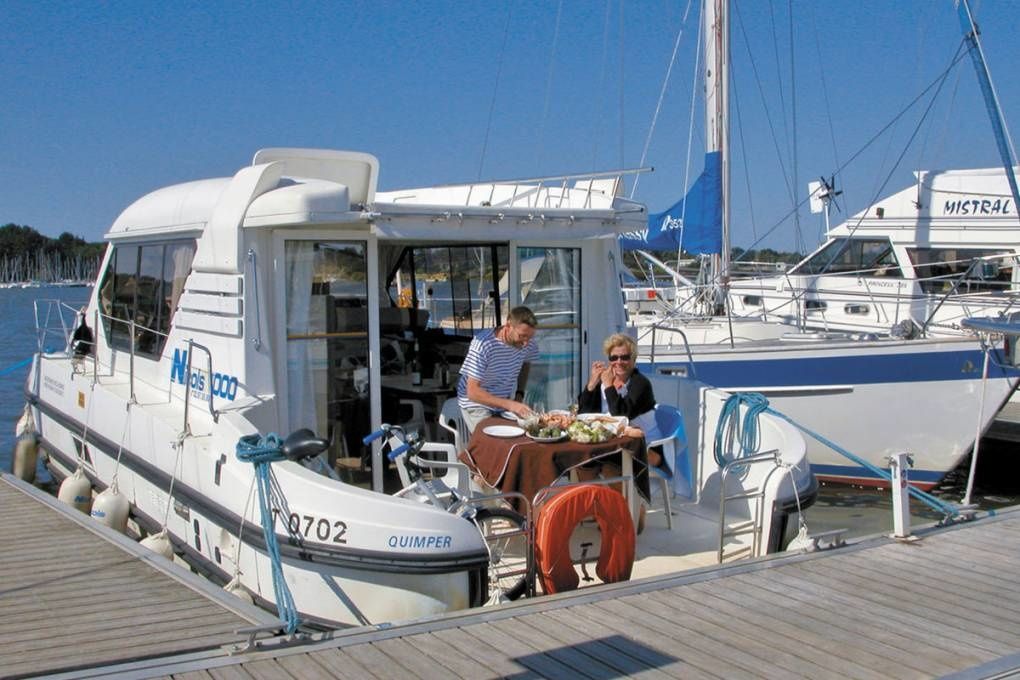 Nicols Sedan 1000 | Sonate