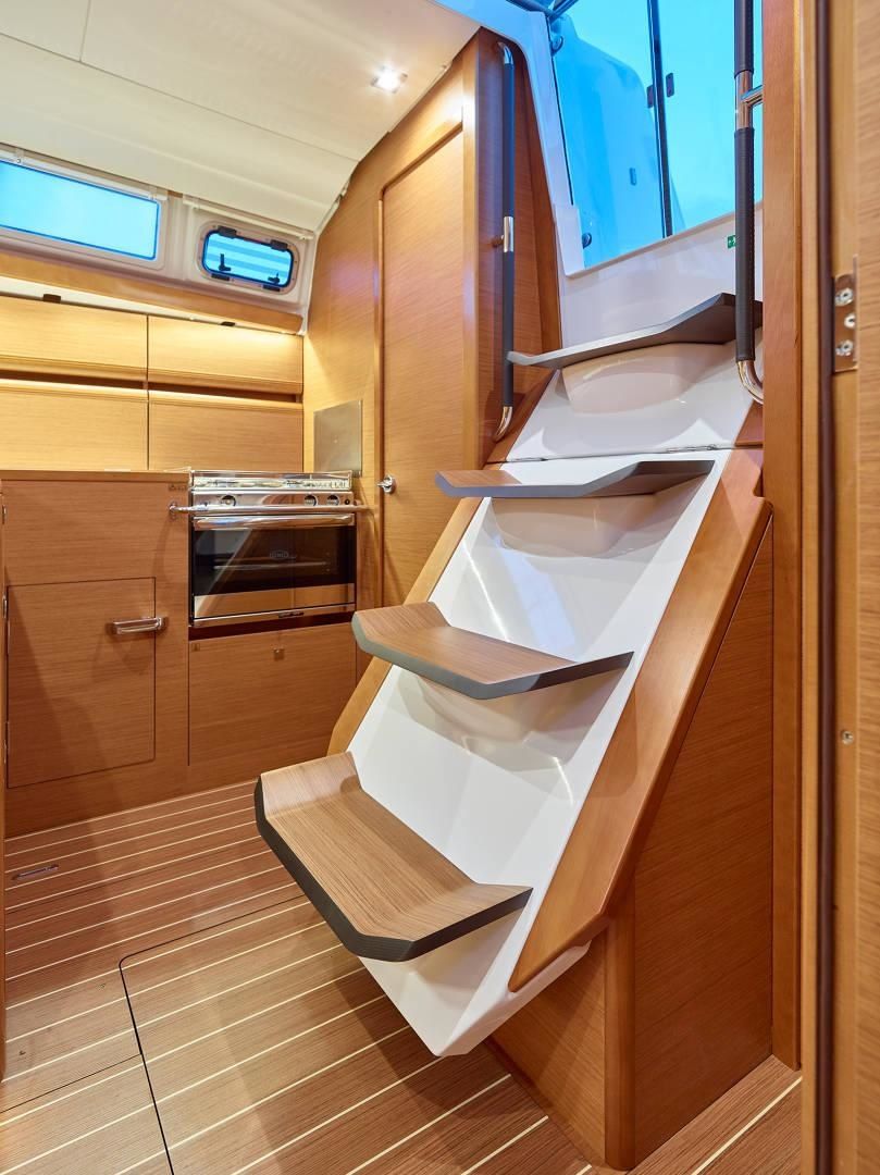 Jeanneau Sun Odyssey 419 | Coconut