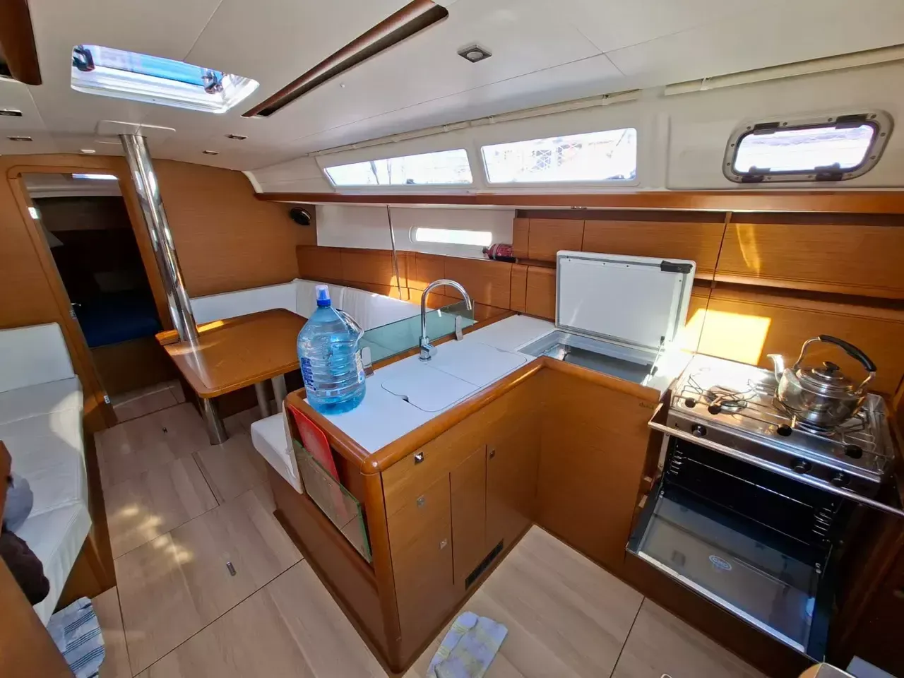 Jeanneau Sun Odyssey 389 | Star Fish