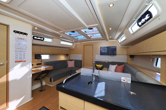 Hanse 458 | Whatever