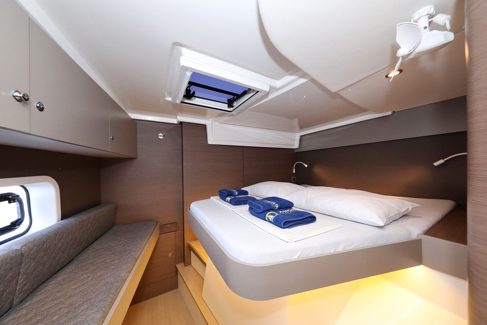 Bali Catspace | Hi Friends