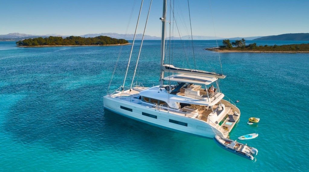 Lagoon Sixty 5 | Amada Mia