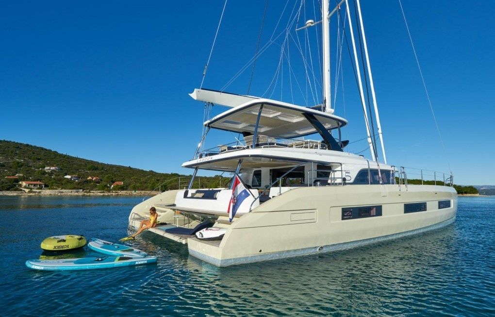 Lagoon Sixty 5 | Amada Mia