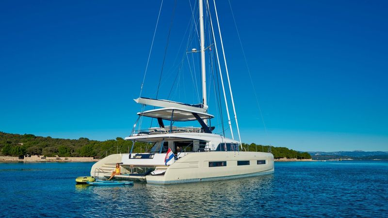 Lagoon Sixty 5 | Amada Mia