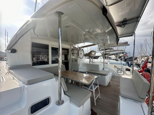 Lagoon 40 | Sail Castor