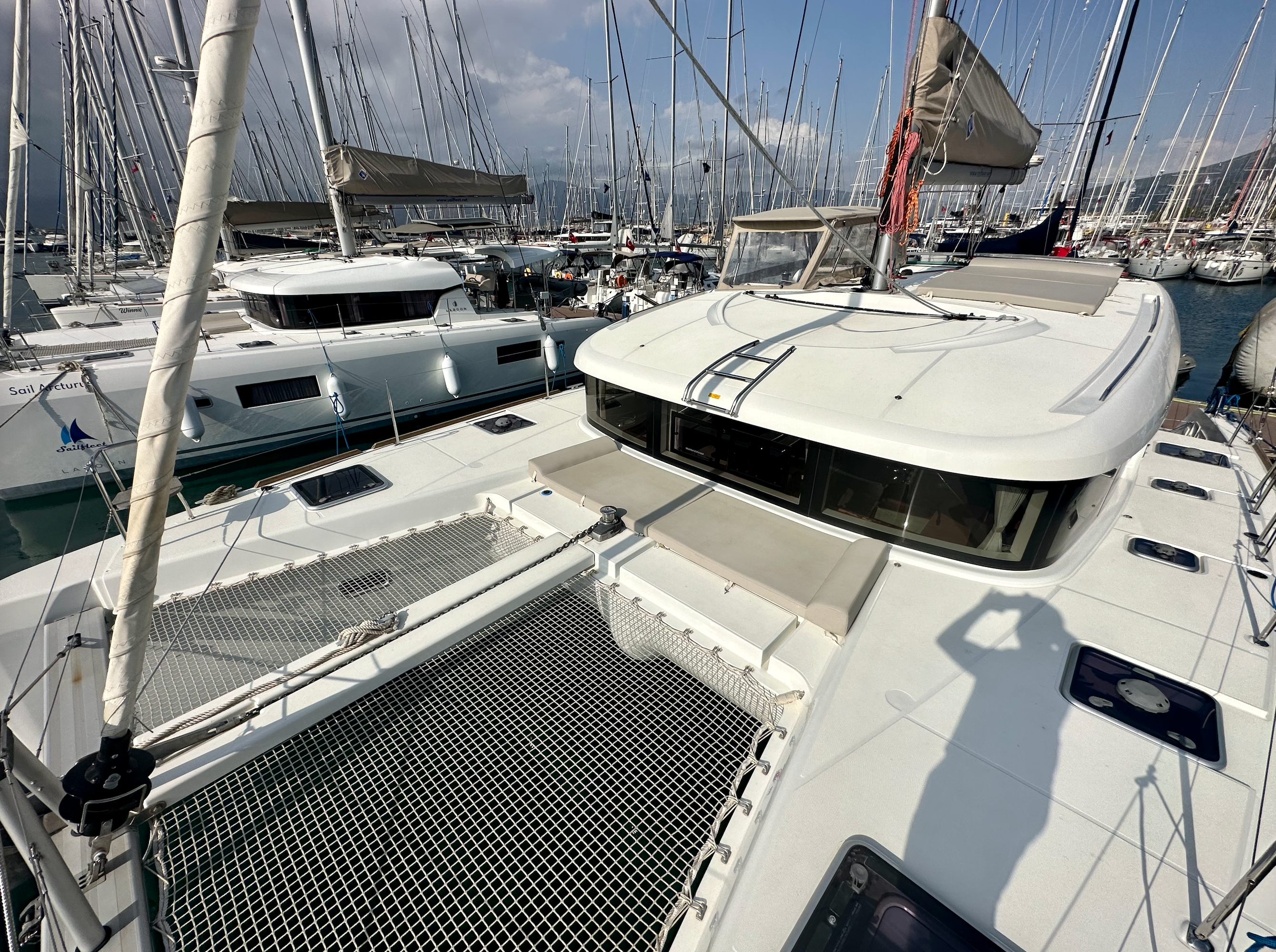 Lagoon 40 | Sail Castor