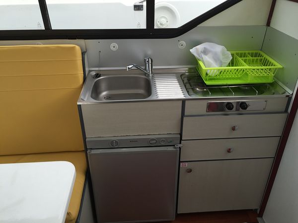 Nicols Sedan 800 | Sireuil