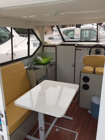 Nicols Sedan 800 | Sireuil