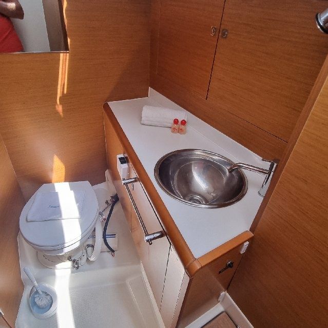 Jeanneau Sun Odyssey 419 | Mastina
