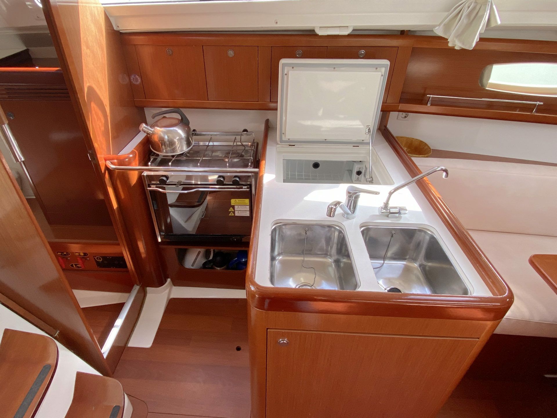 Beneteau Oceanis 31 | Little Jo