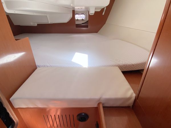 Beneteau Oceanis 31 | Little Jo