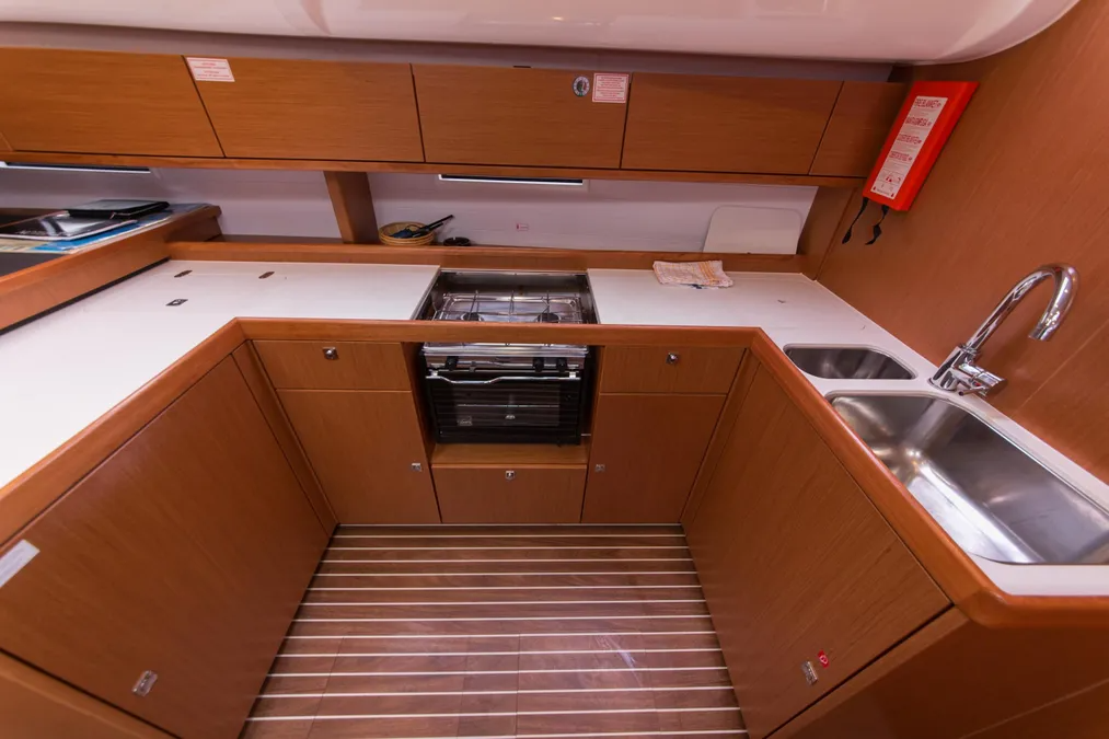 Bavaria Cruiser 51 | Lippi