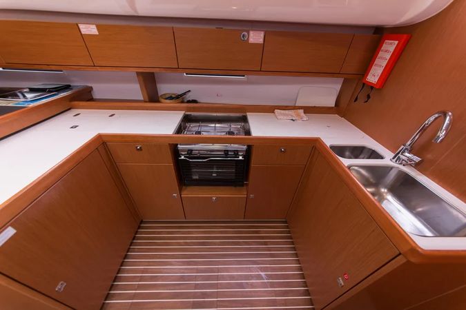 Bavaria Cruiser 51 | Lippi