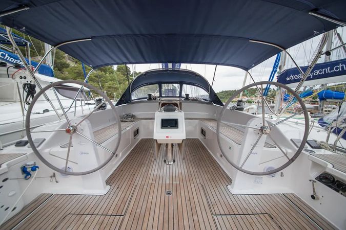 Bavaria Cruiser 51 | Lippi