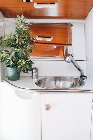 Jeanneau Sun Odyssey 37 | Blue Otter