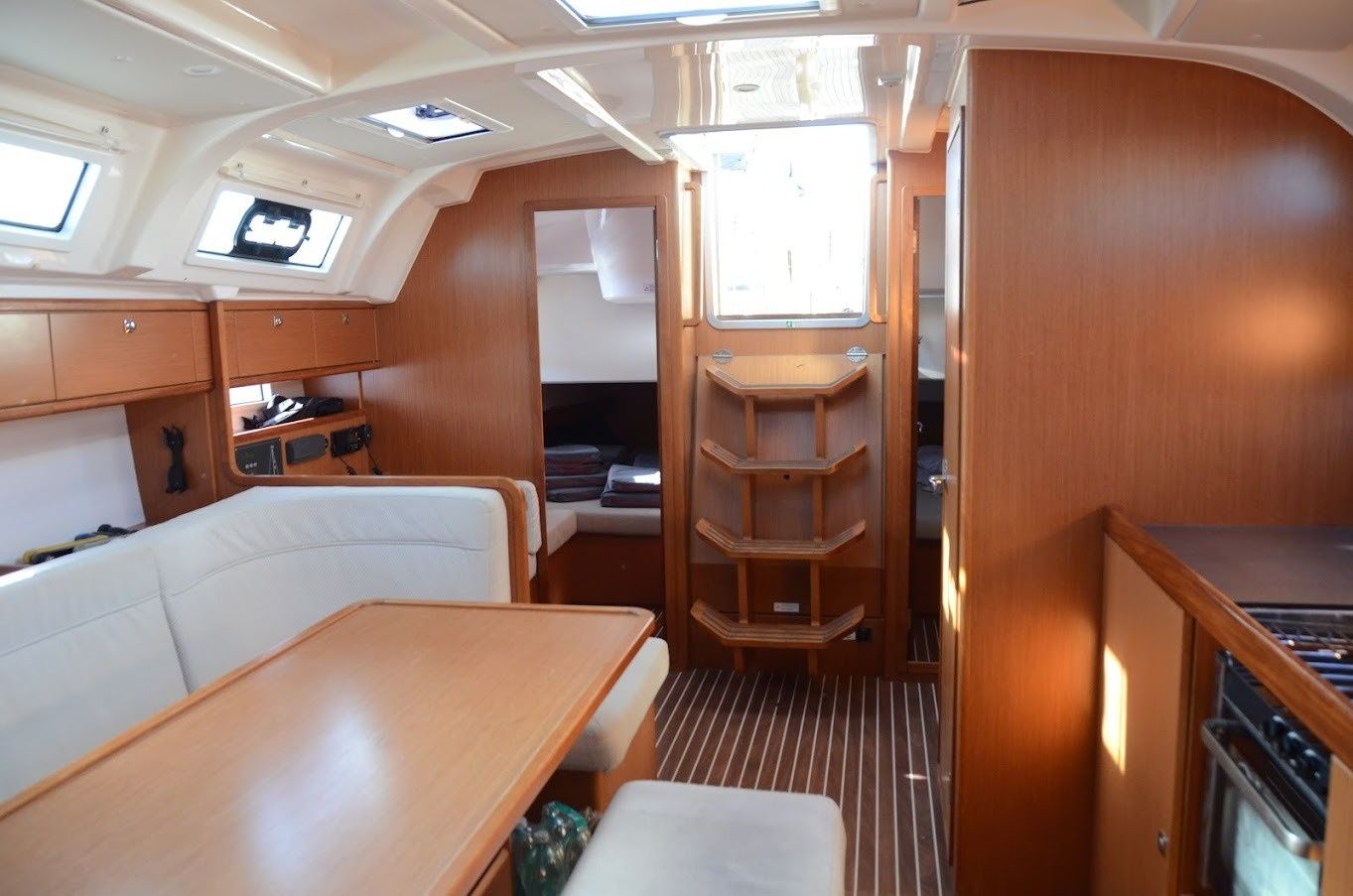 Bavaria Cruiser 41 | Surya