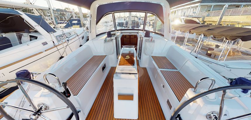 Beneteau Oceanis 38.1 | Wanderlust