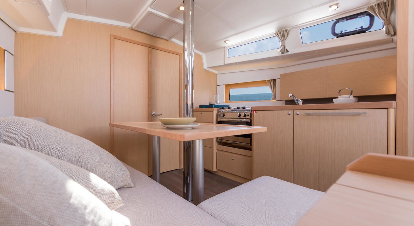 Beneteau Oceanis 38.1 | Sea Lilly