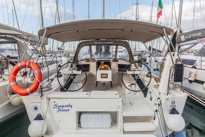 Dufour 390 | Sympathy Planet