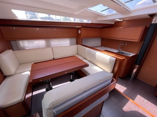 Dufour 520 GL | Sunshine Planet