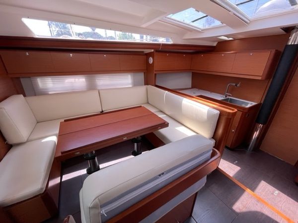 Dufour 520 GL | Sunshine Planet
