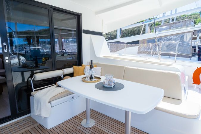 Lagoon 42 | Fleur De Sel