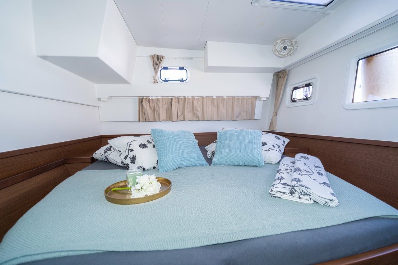 Lagoon 42 | Fleur De Sel